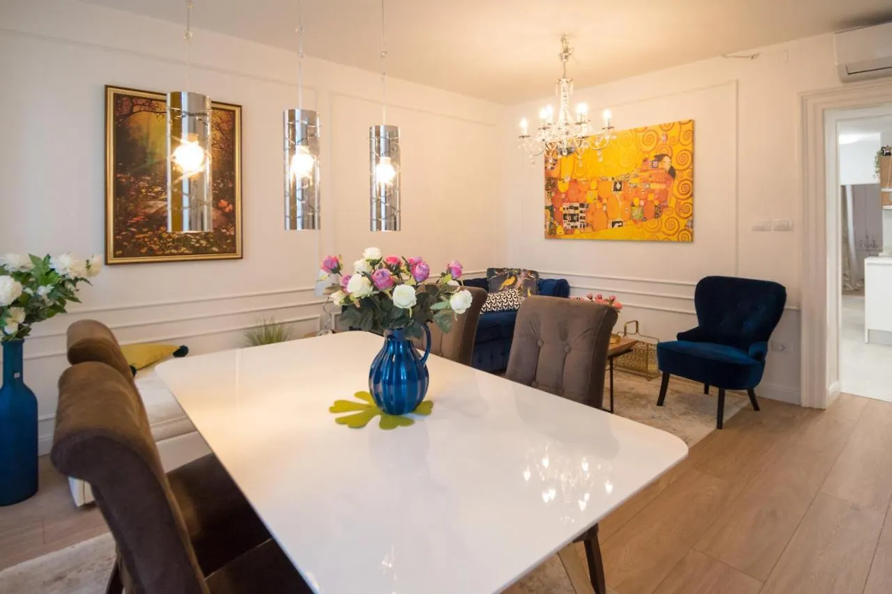 Apartment Trixi Maksimijan Pula